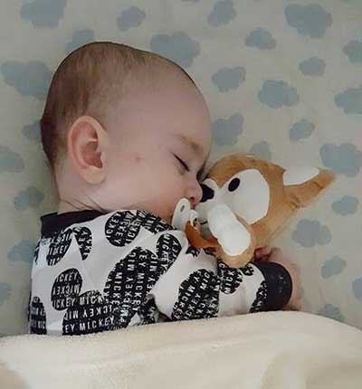 آهنگ خارجی Sleepy Lullaby از Riff Raff & Co